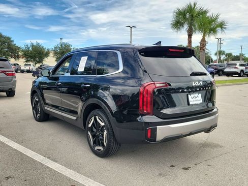 Certified 2025 Kia Telluride S AWD/4WD image 6