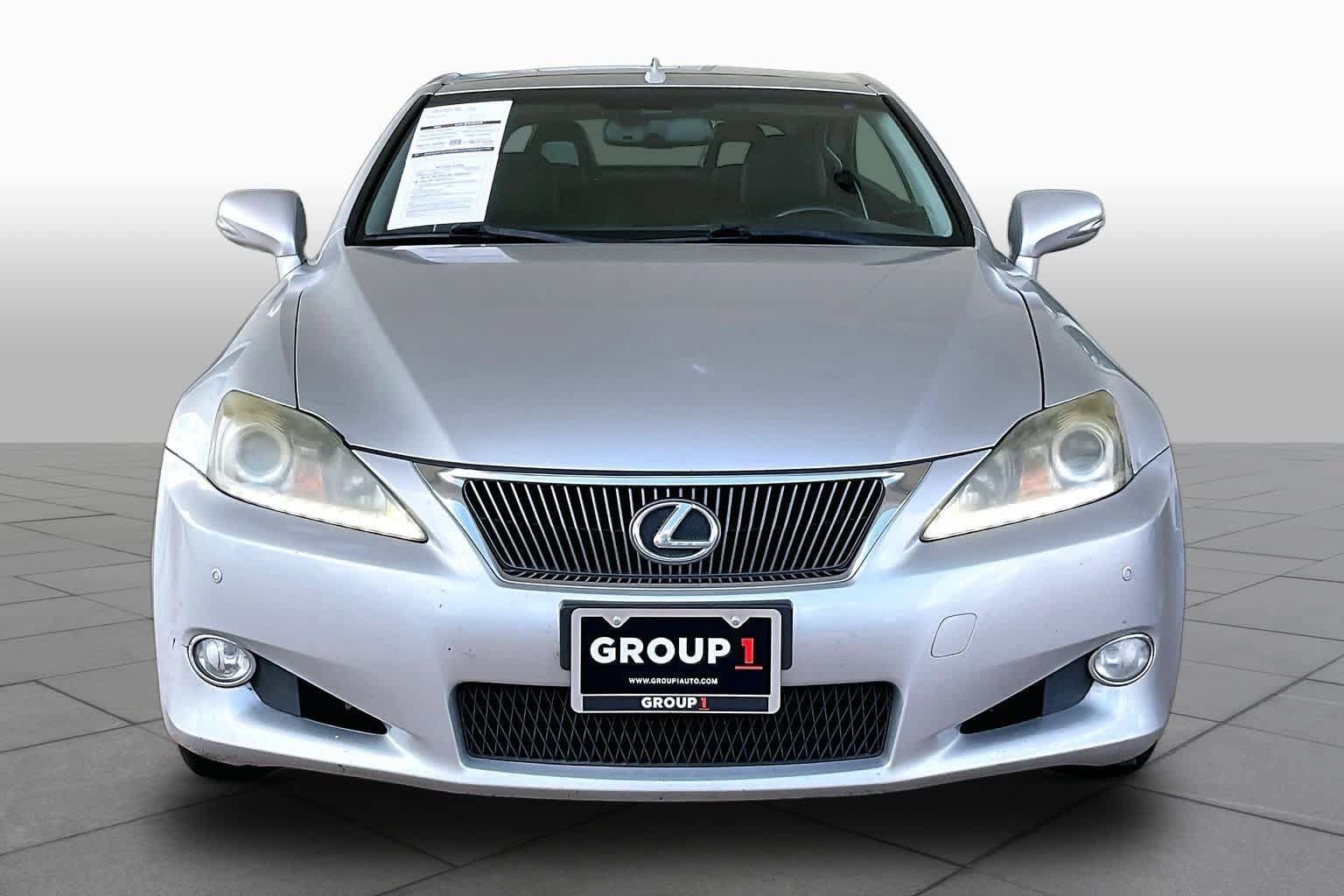 Used 2014 Lexus IS 250C w/ Luxury Package RWD image 4