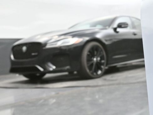 New 2024 Jaguar XF R-Dynamic SE image 30