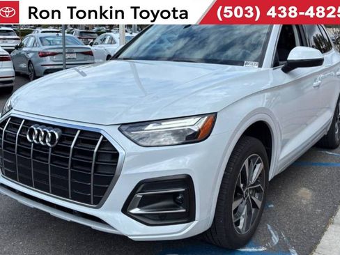 Used 2021 Audi Q5 2.0T Premium w/ Convenience Package AWD/4WD image 1