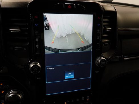 Certified 2022 RAM 1500 Limited w/ Bed Utility Group image 34