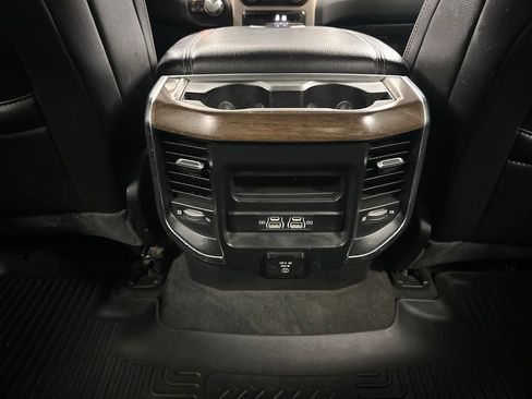 Used 2022 RAM 1500 Laramie image 17