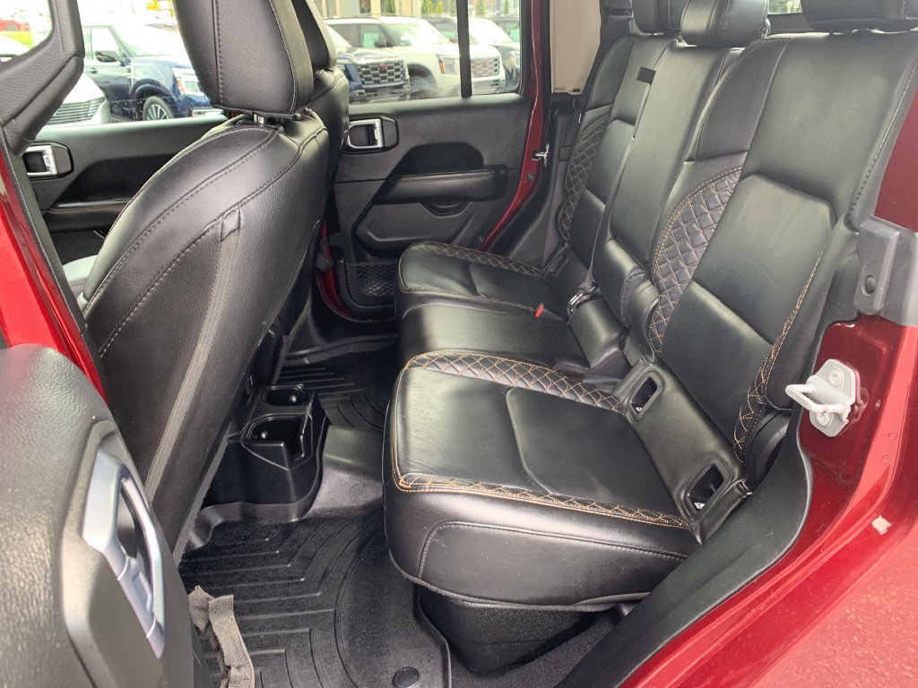 Used 2021 Jeep Gladiator Overland AWD/4WD image 22