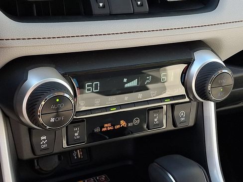 Used 2025 Toyota RAV4 XLE Premium w/ Weather Package FWD image 16