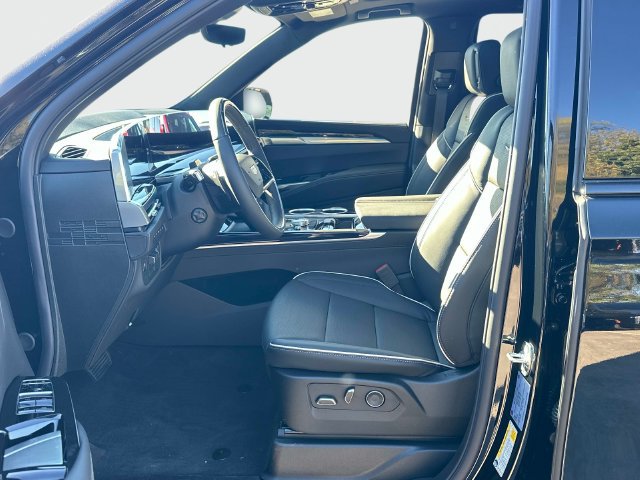 New 2027 Cadillac Escalade Sport w/ Touring Package AWD/4WD image 10