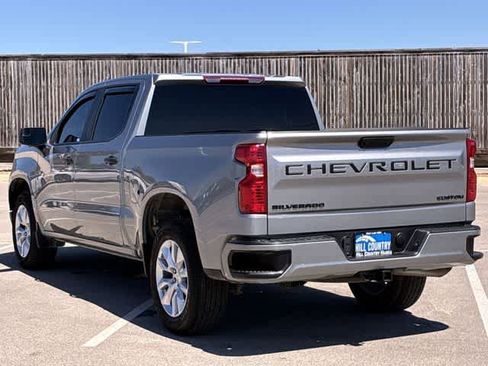 Used 2025 Chevrolet Silverado 1500 Custom image 4