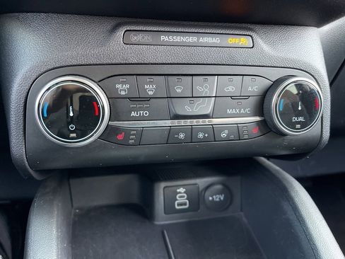 Used 2024 Ford Escape Active w/ Cold Weather Package image 12