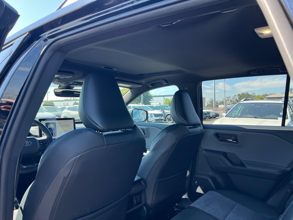 Used 2026 Toyota RAV4 XSE w/ Weather Package AWD/4WD image 9