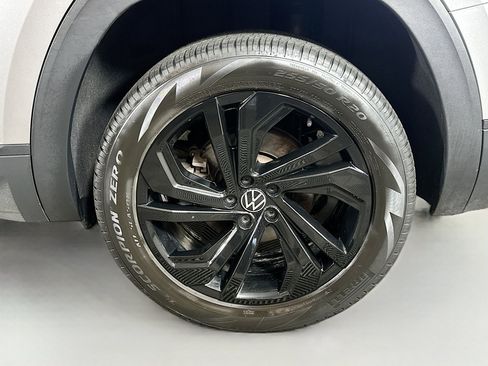 Used 2022 Volkswagen Atlas SE AWD/4WD image 31