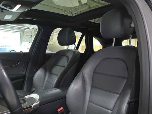 Used 2020 Mercedes-Benz GLC 300 4MATIC image 21