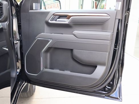 New 2026 GMC Sierra 1500 Elevation image 36