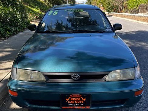 Used 1995 Toyota Corolla DX FWD image 9