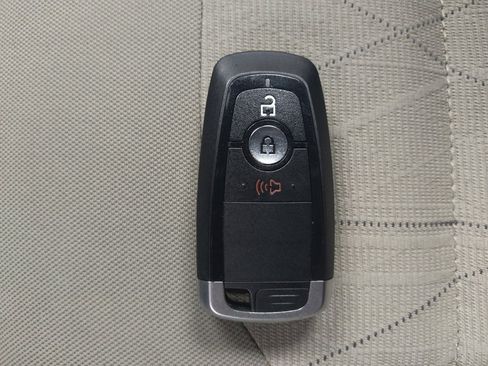 Used 2019 Ford EcoSport SE FWD image 32