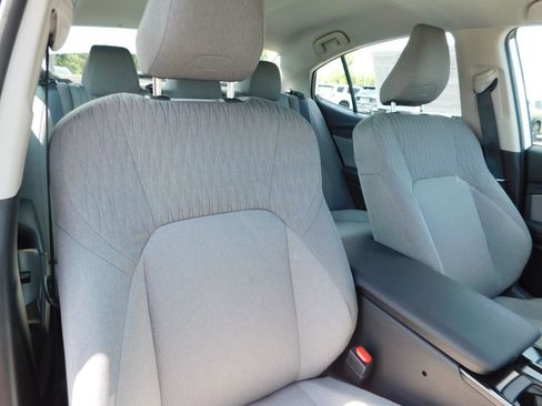 Used 2025 Toyota Camry LE AWD/4WD image 18