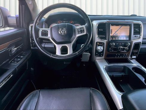 Used 2016 RAM 1500 Laramie w/ Convenience Group image 9