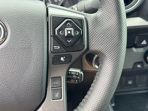 Used 2023 Toyota Tacoma TRD Sport image 28