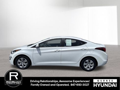 Used 2016 Hyundai Elantra SE FWD image 5