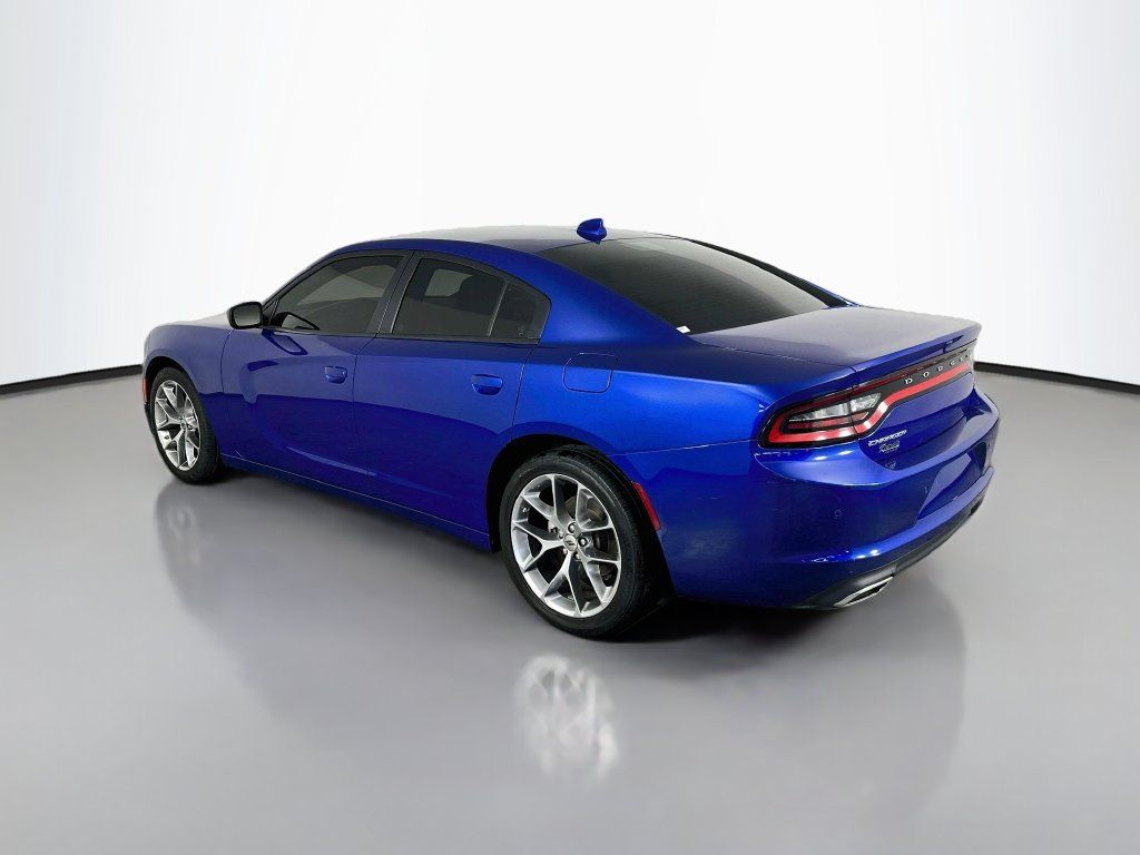 Used 2022 Dodge Charger SXT w/ Plus Group RWD image 5