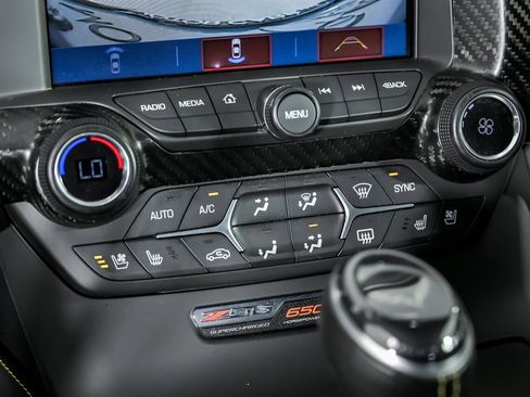 Used 2018 Chevrolet Corvette Z06 image 33