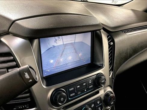 Used 2019 Chevrolet Tahoe LT w/ Luxury Package image 15