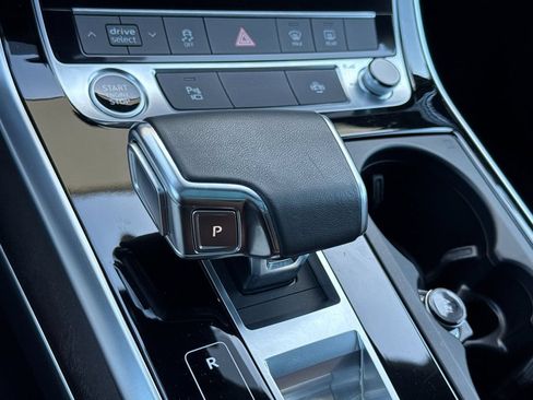 Certified 2023 Audi Q8 Premium AWD/4WD image 27