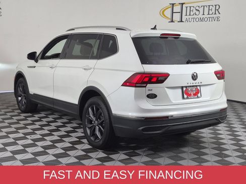 Used 2023 Volkswagen Tiguan SE FWD image 5