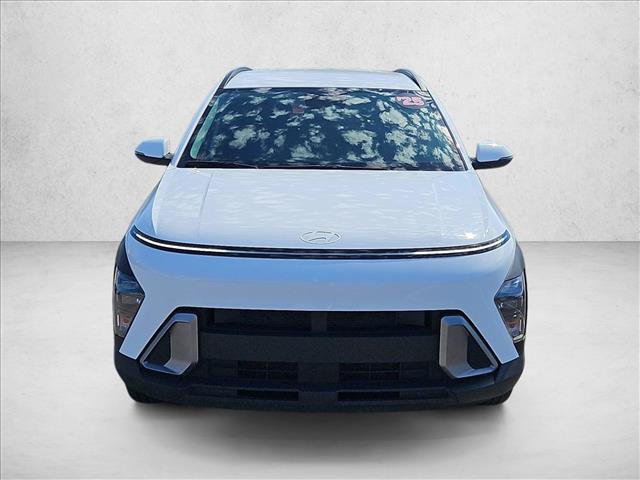 Used 2025 Hyundai Kona SEL FWD image 2