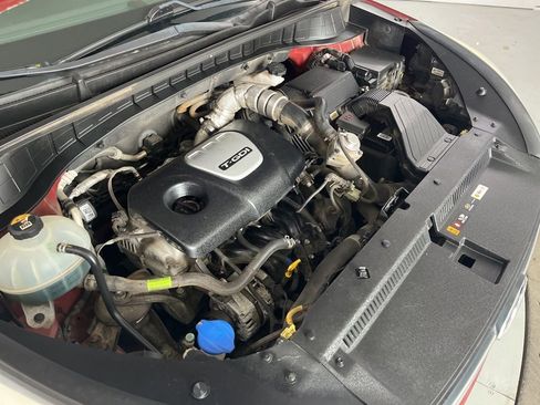Used 2018 Hyundai Tucson Value FWD image 11