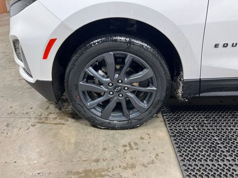 Certified 2024 Chevrolet Equinox RS image 10