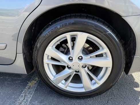 Used 2015 Nissan Altima 2.5 SL w/ Technology Package FWD image 42