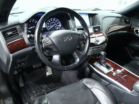 Used 2016 INFINITI Q70 3.7 w/ Sport Package image 20