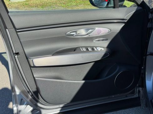 New 2026 Genesis GV70 2.5T Select image 25