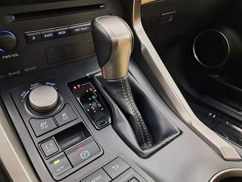 Used 2016 Lexus NX 300h AWD image 30