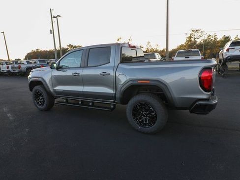 New 2026 GMC Canyon Elevation w/ Convenience Package image 4