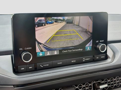 Certified 2023 Honda Accord EX image 13