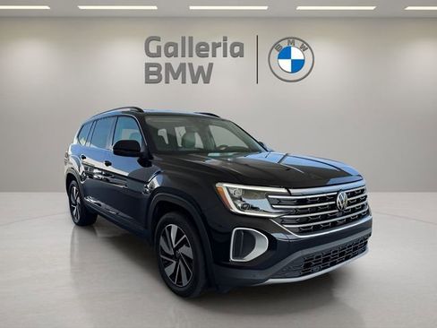 Used 2024 Volkswagen Atlas SE FWD image 4
