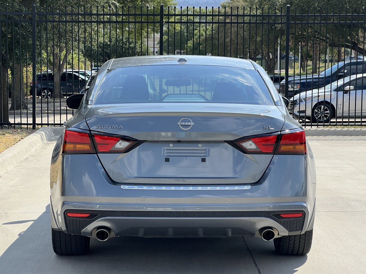 Used 2023 Nissan Altima 2.5 SL FWD image 4