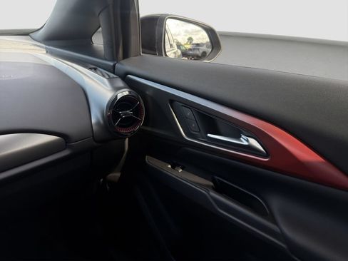 Used 2024 Chevrolet Equinox EV RS FWD image 17