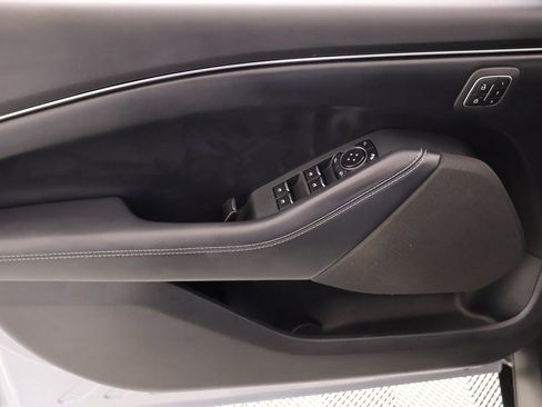 Used 2025 Ford Mustang Mach-E Select w/ Comfort Package Lite image 16