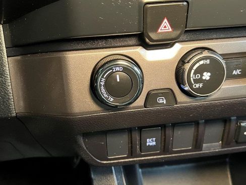 Used 2021 Toyota Tacoma SR image 36