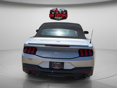 Used 2024 Ford Mustang Premium RWD image 6