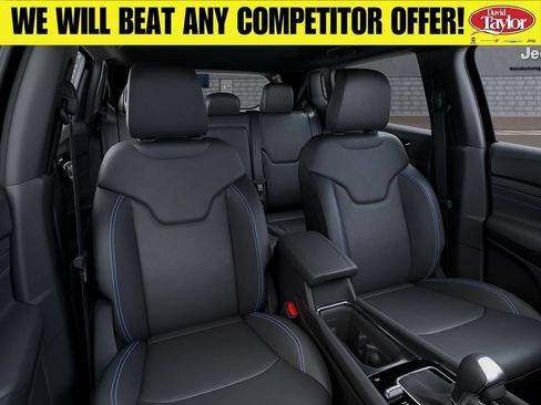 New 2026 Jeep Compass Limited AWD/4WD image 17