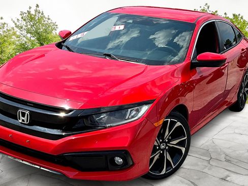 Used 2019 Honda Civic Sport image 11