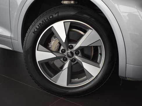 Used 2023 Audi Q5 2.0T Premium Plus AWD/4WD image 2
