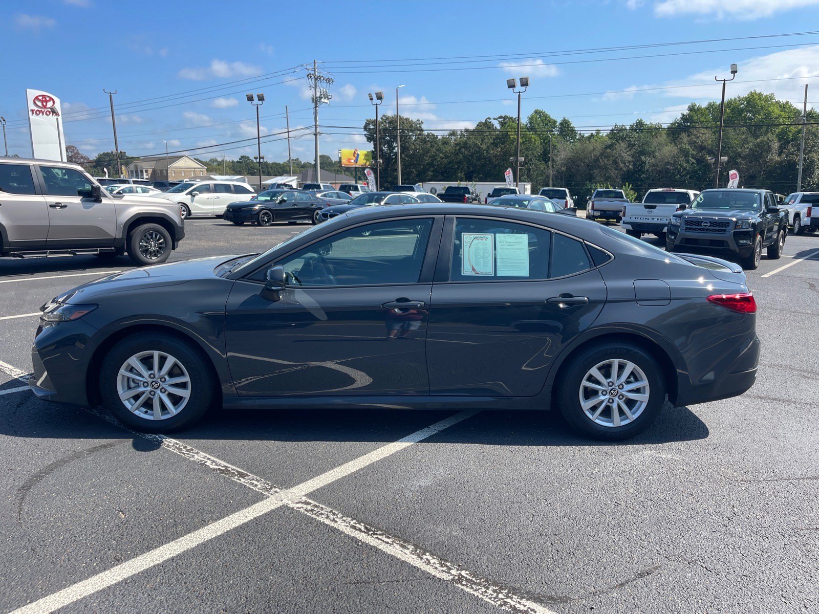 Used 2026 Toyota Camry LE w/ Convenience Package FWD image 13