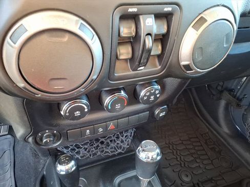 Used 2016 Jeep Wrangler Unlimited Sport w/ Quick Order Package 24S image 31