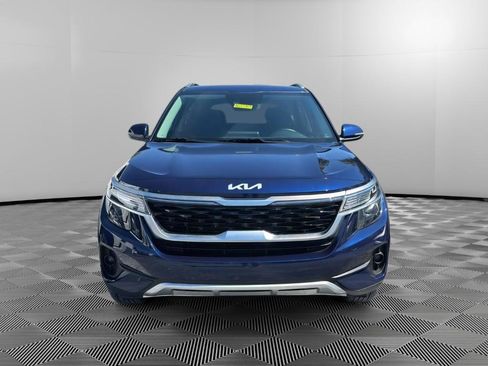 Used 2023 Kia Seltos EX AWD/4WD image 7