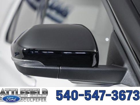 New 2026 Ford Explorer Platinum w/ LUX Leather Package image 19