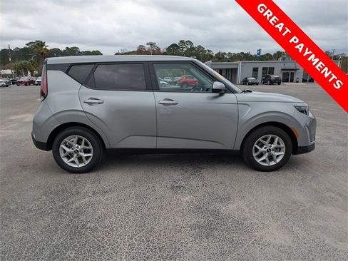 Used 2024 Kia Soul LX w/ Option Group 015 image 3