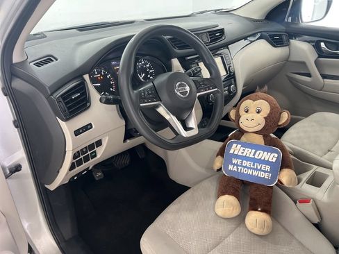 Used 2019 Nissan Rogue Sport SV FWD image 10